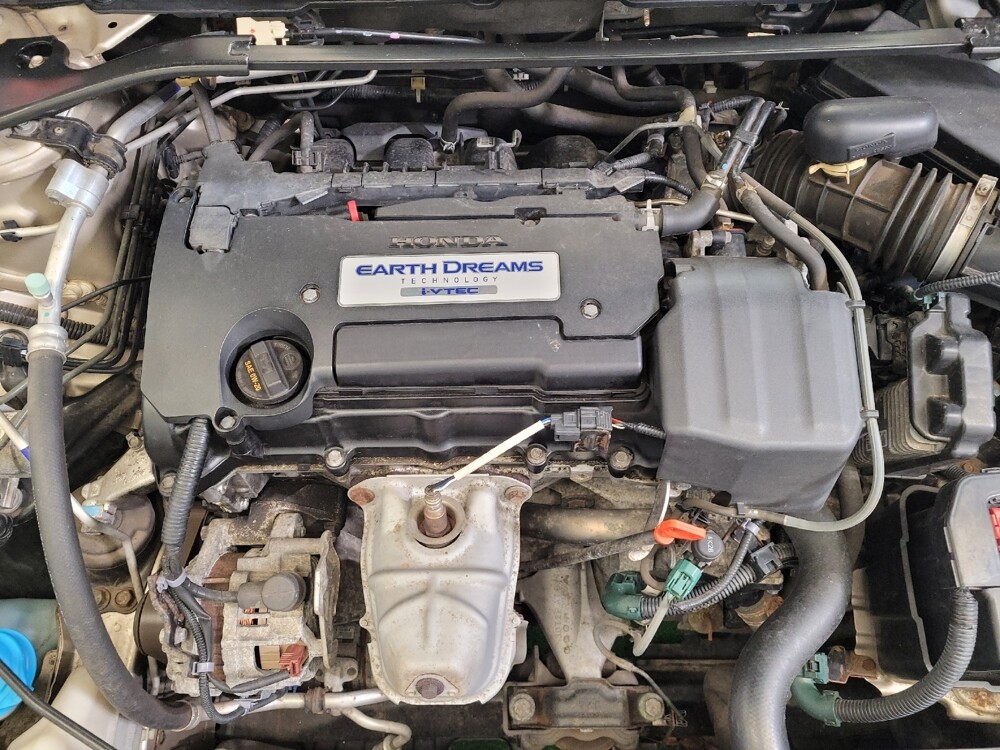 2015 Honda Accord in Columbus, OH 43231 - 18122651 30