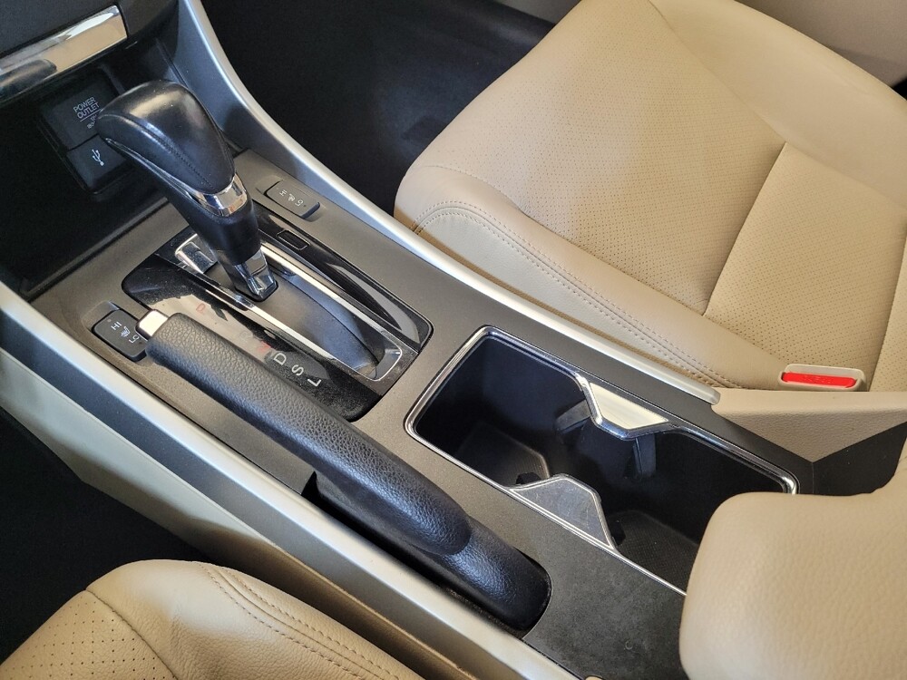 2015 Honda Accord in Columbus, OH 43231 - 18122651 26