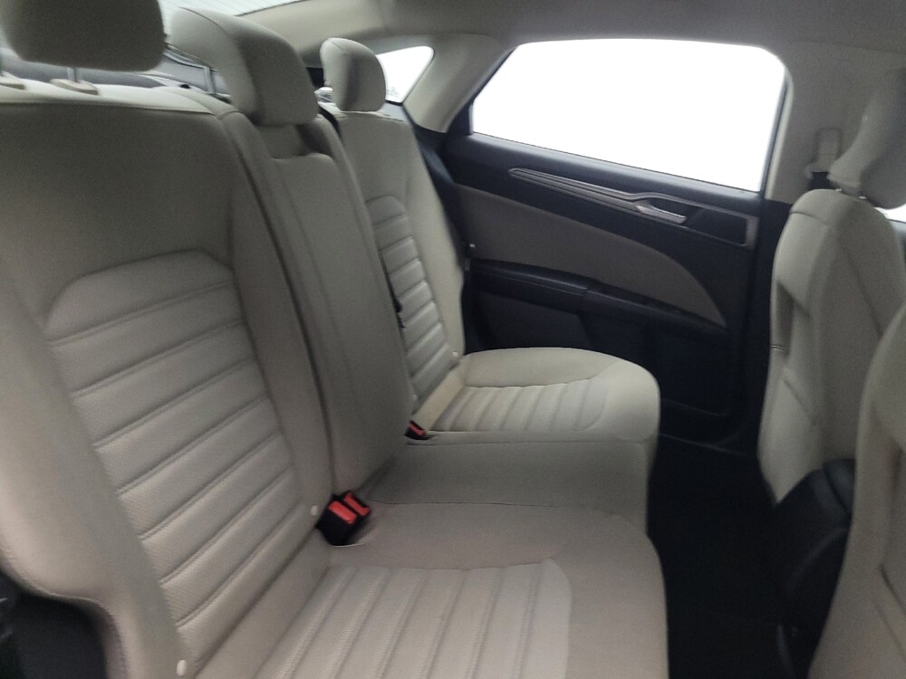 2018 Ford Fusion in Jackson, MS 39211 - 18122652 19