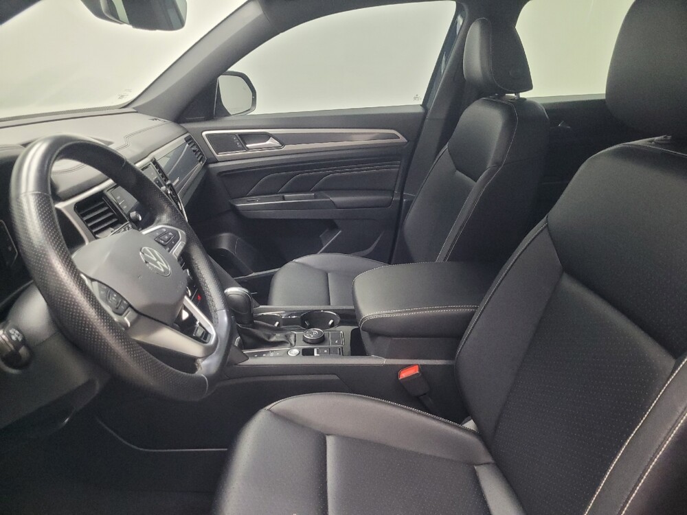 2020 Volkswagen Atlas in Indianapolis, IN 46219 - 18122657 17