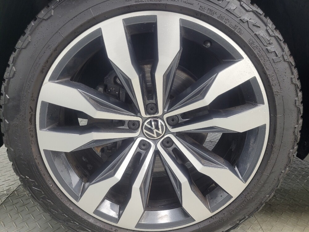 2020 Volkswagen Atlas in Indianapolis, IN 46219 - 18122657 31