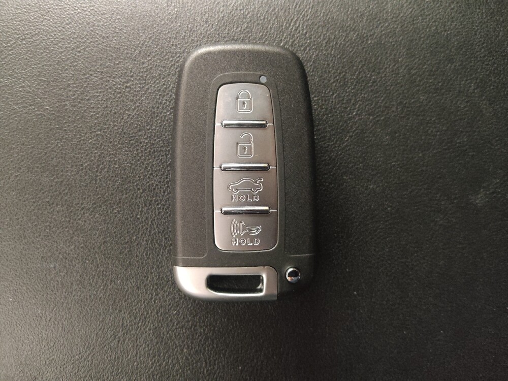 2019 Hyundai Santa Fe in Conyers, GA 30094 - 18122658 32