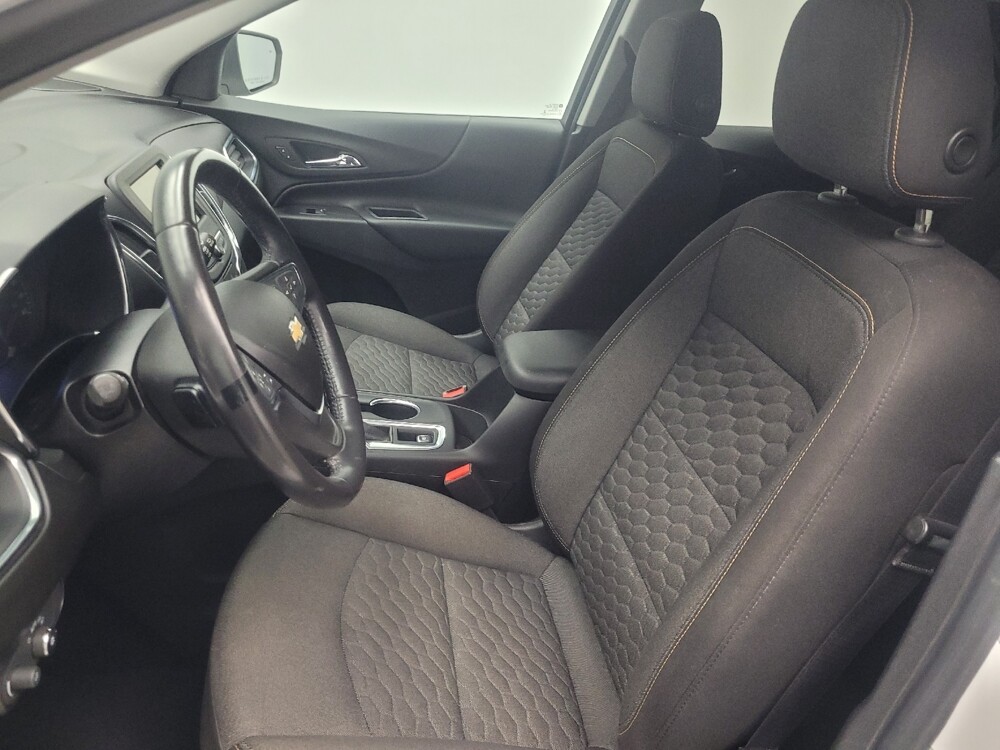 2019 Chevrolet Equinox in Indianapolis, IN 46219 - 18122660 17