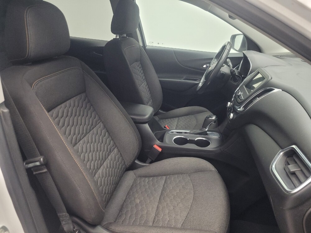 2019 Chevrolet Equinox in Indianapolis, IN 46219 - 18122660 21