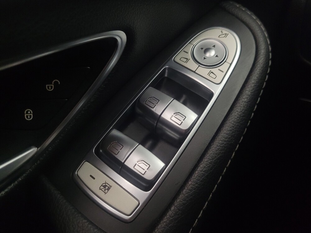 2016 Mercedes-Benz C 300 in Indianapolis, IN 46219 - 18122661 27