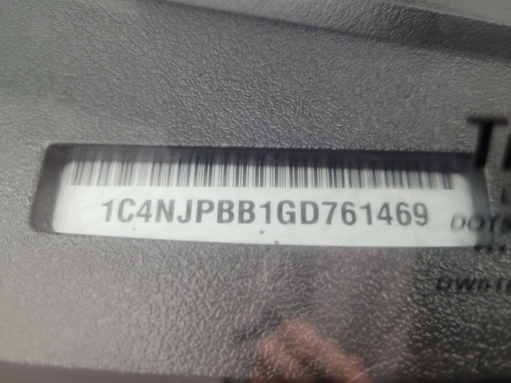 2016 Jeep Patriot in Indianapolis, IN 46222 - 18122664 33