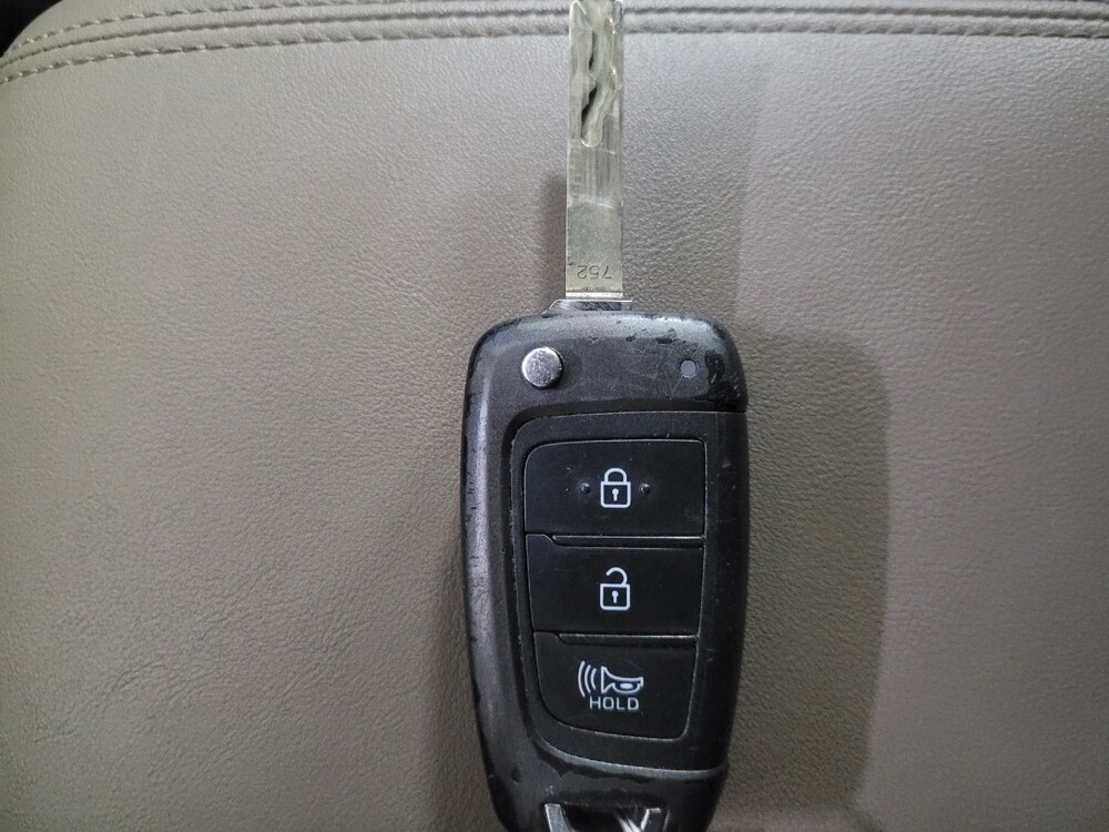 2020 Hyundai Santa Fe in Union City, GA 30291 - 18122665 32