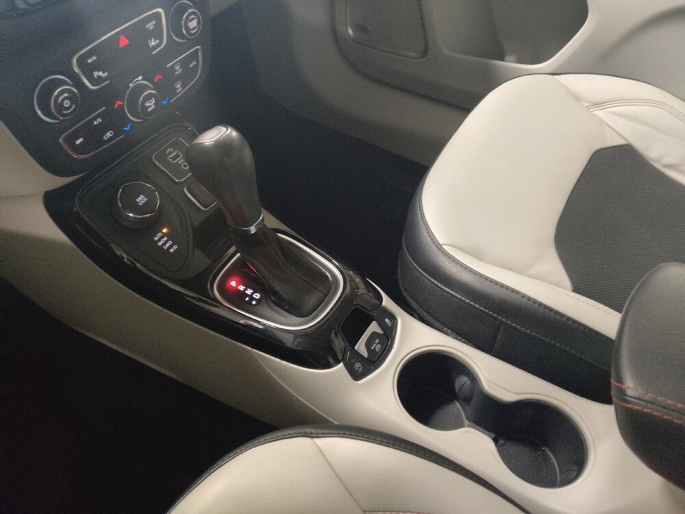 2018 Jeep Compass in Conyers, GA 30094 - 18122667 26