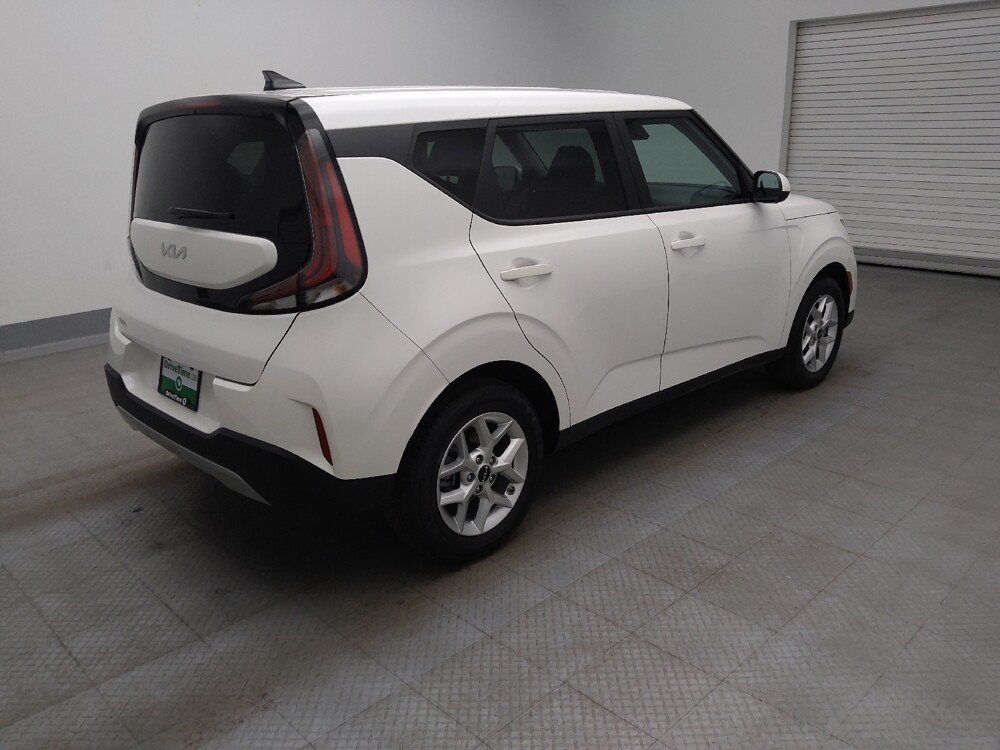 2025 Kia Soul in Colorado Springs, CO 80909 - 18122673 10