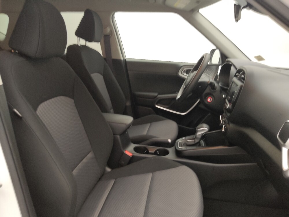 2025 Kia Soul in Colorado Springs, CO 80909 - 18122673 21