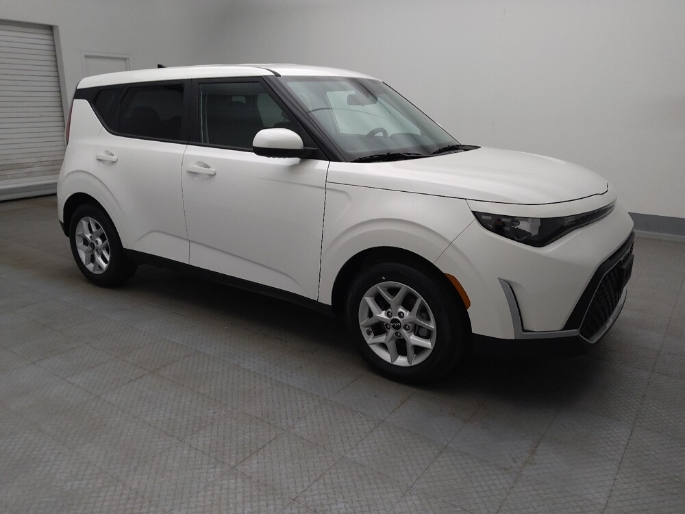 2025 Kia Soul in Colorado Springs, CO 80909 - 18122673 11