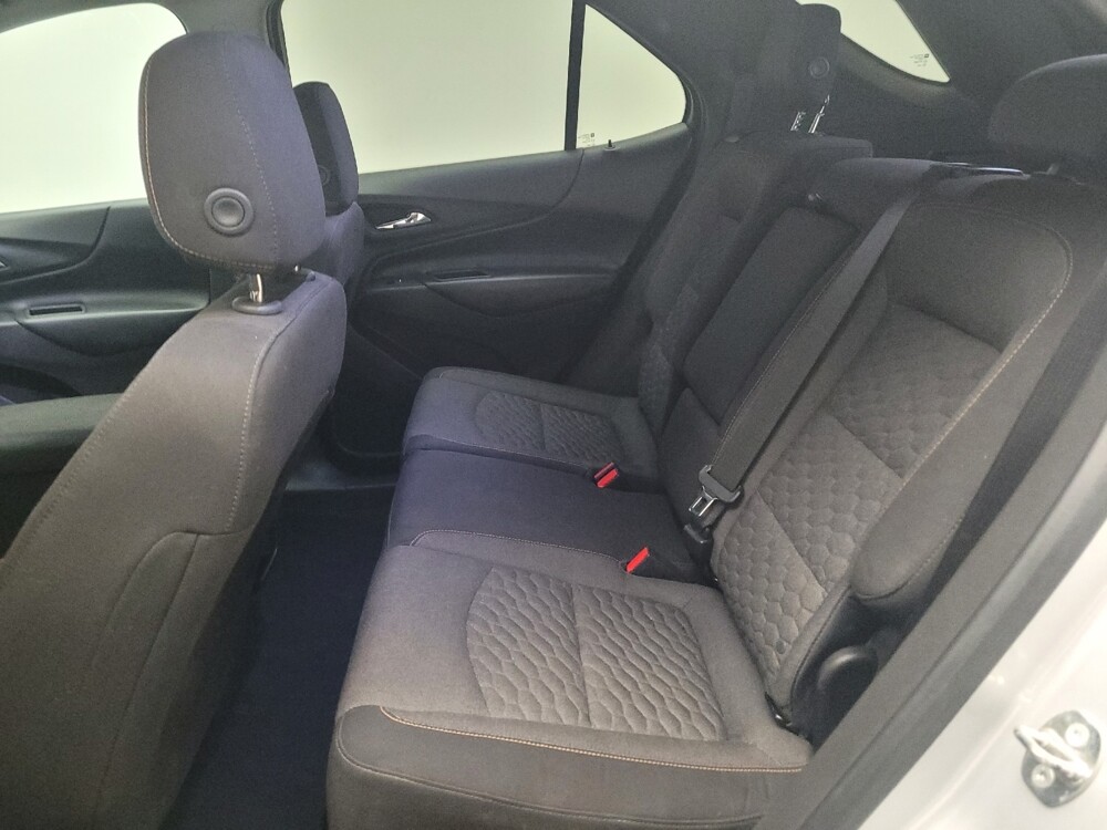 2018 Chevrolet Equinox in Riverside, CA 92504 - 18122679 18