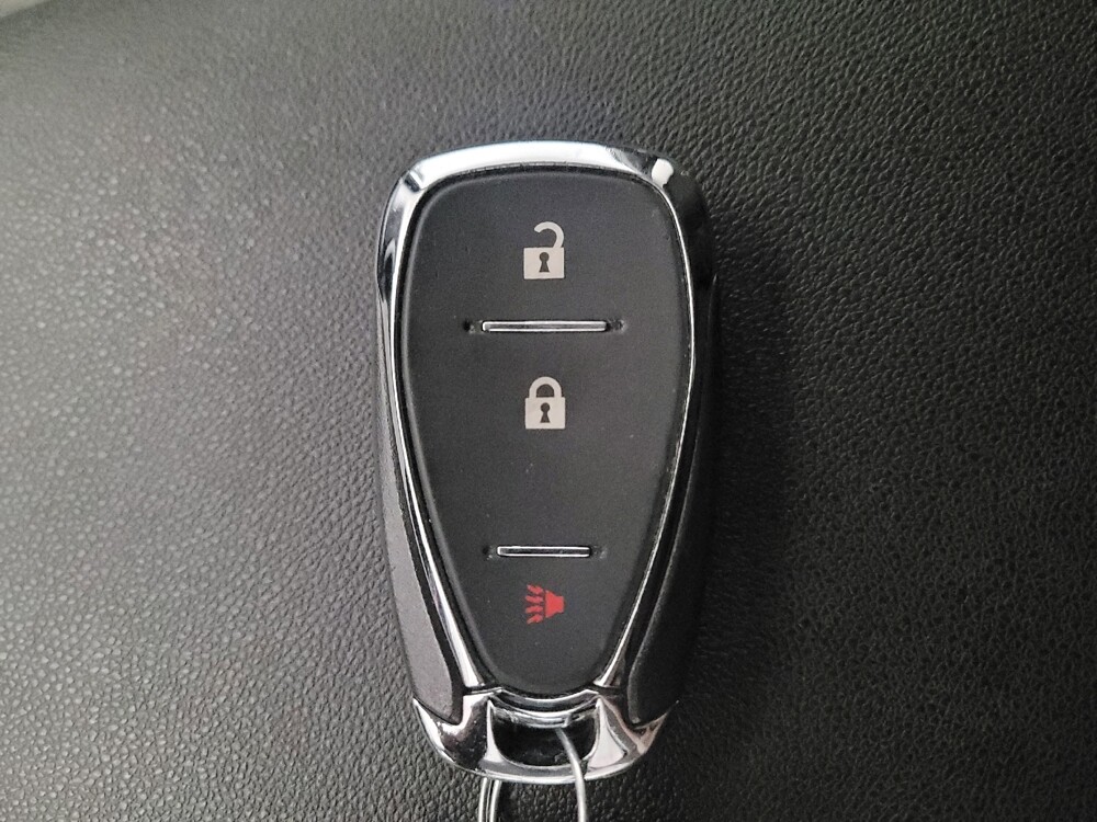 2018 Chevrolet Equinox in Riverside, CA 92504 - 18122679 32