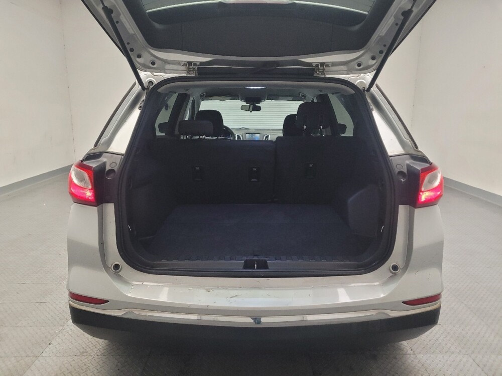 2018 Chevrolet Equinox in Riverside, CA 92504 - 18122679 29