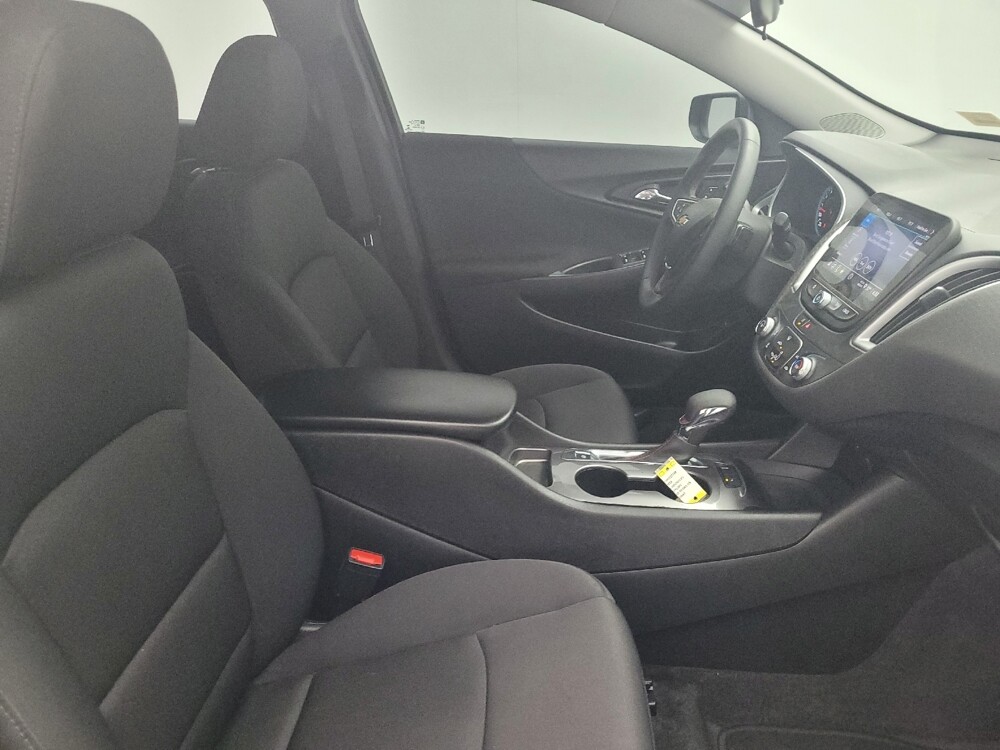 2024 Chevrolet Malibu in Raleigh, NC 27604 - 18122680 21