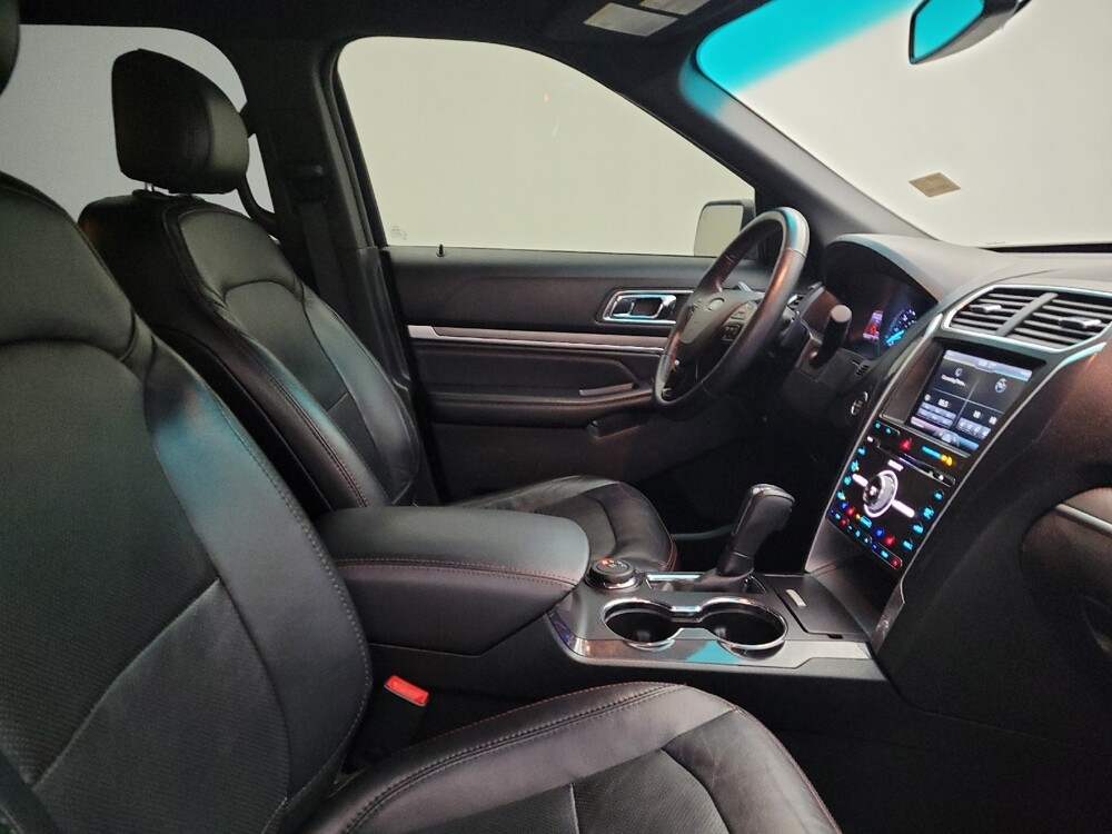 2016 Ford Explorer in Toledo, OH 43617 - 18122681 21