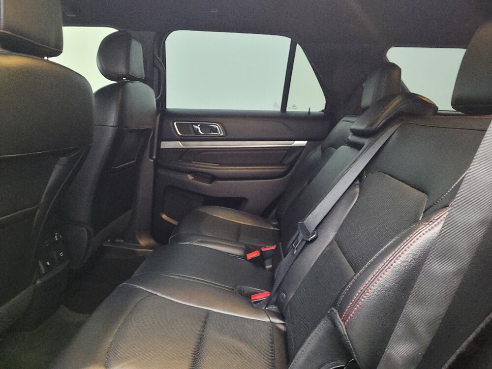 2016 Ford Explorer in Toledo, OH 43617 - 18122681 18