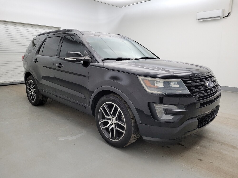 2016 Ford Explorer in Toledo, OH 43617 - 18122681 11