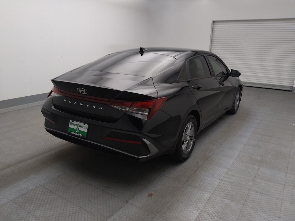 2024 Hyundai Elantra in Albuquerque, NM 87113 - 18122682 9