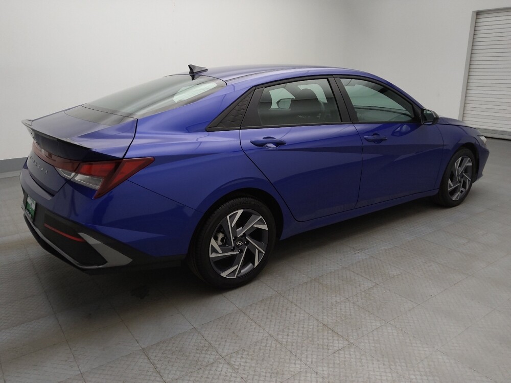 2025 Hyundai Elantra in Colorado Springs, CO 80909 - 18122698 10