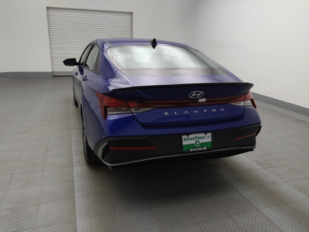 2025 Hyundai Elantra in Colorado Springs, CO 80909 - 18122698 6
