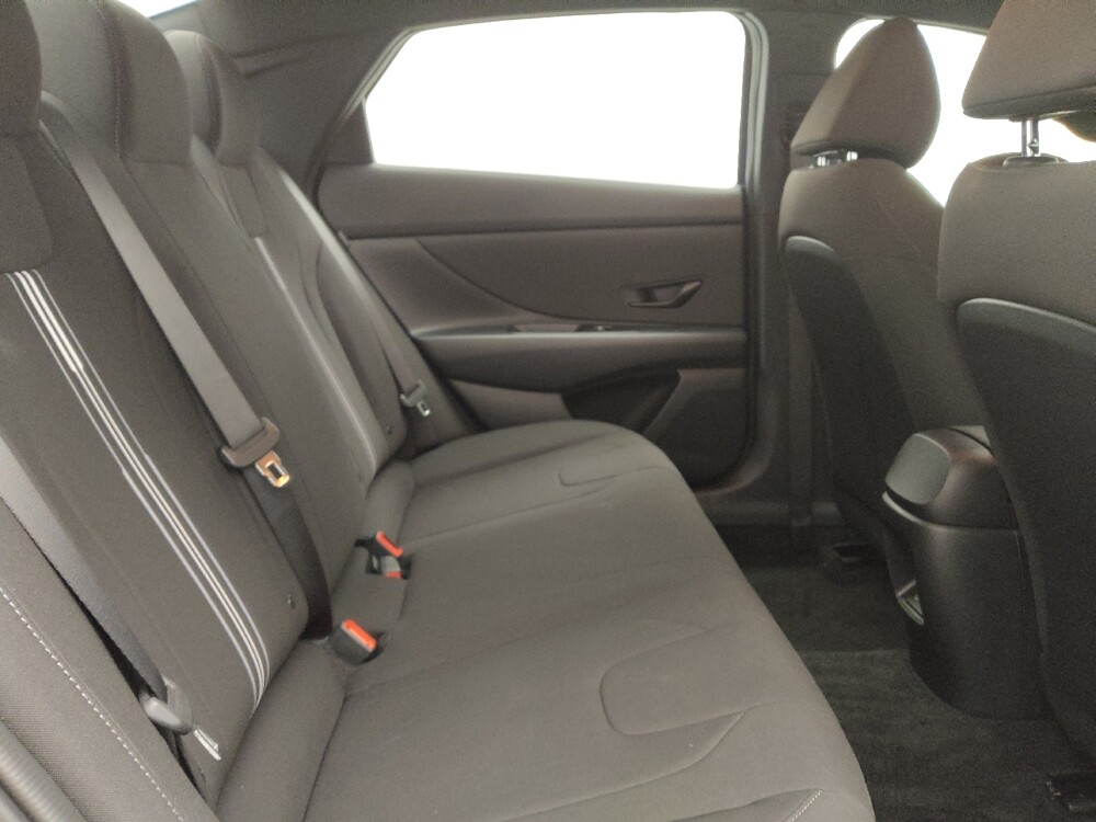 2025 Hyundai Elantra in Colorado Springs, CO 80909 - 18122698 19