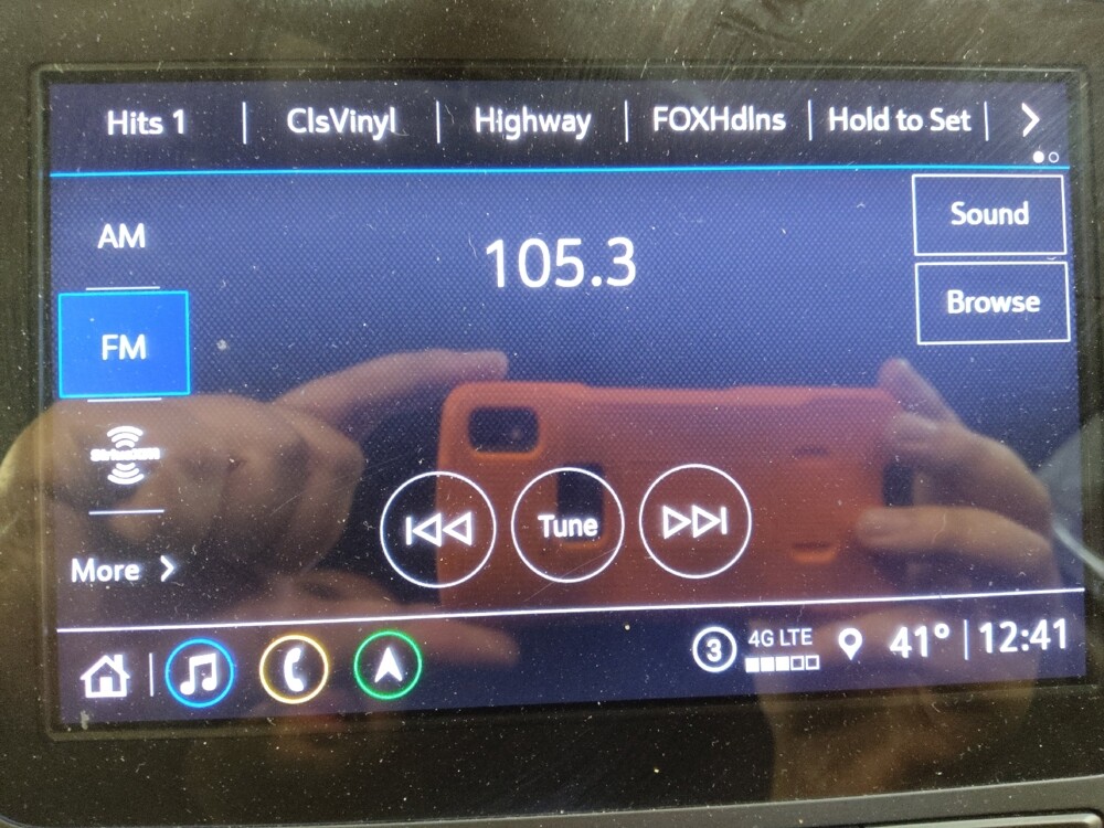 2022 Chevrolet Equinox in Greenville, NC 27834 - 18122700 25