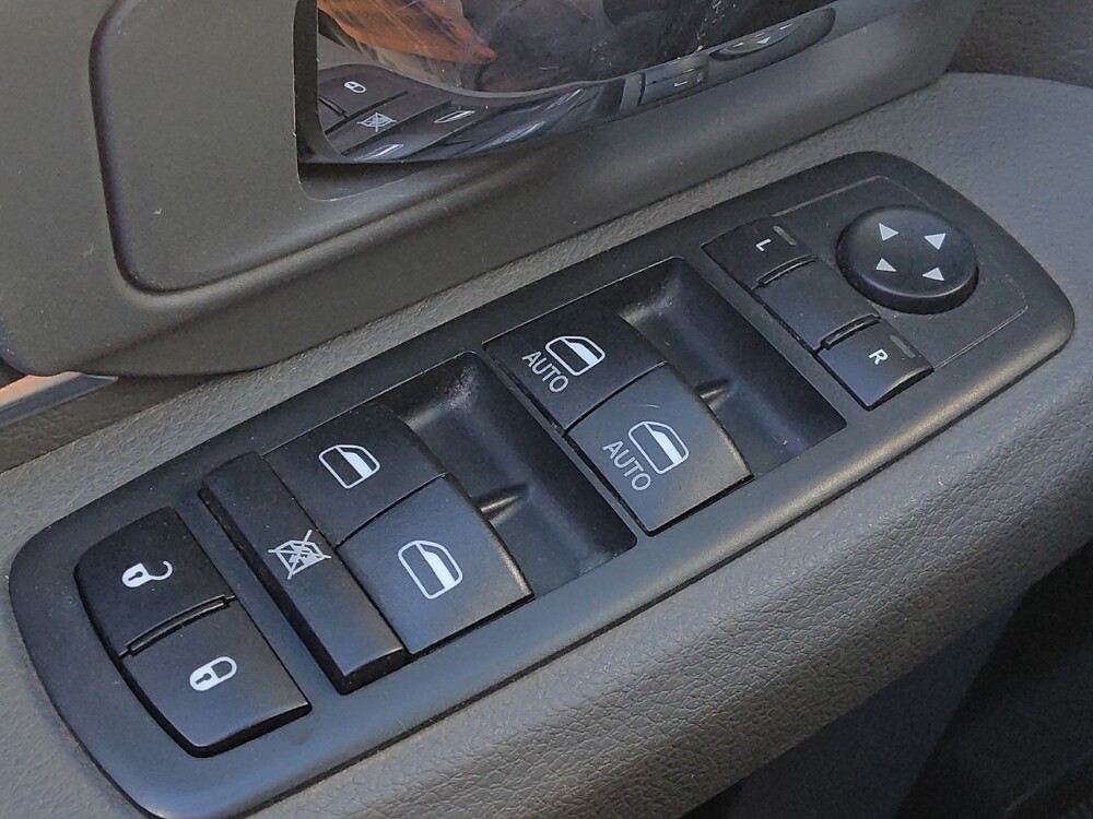 2019 RAM 1500 in Houston, TX 77060 - 18122709 33