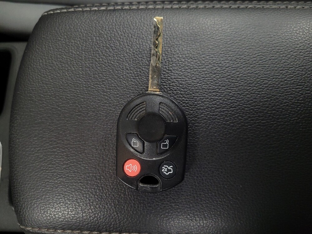 2017 Ford Escape in Union City, GA 30291 - 18122716 32