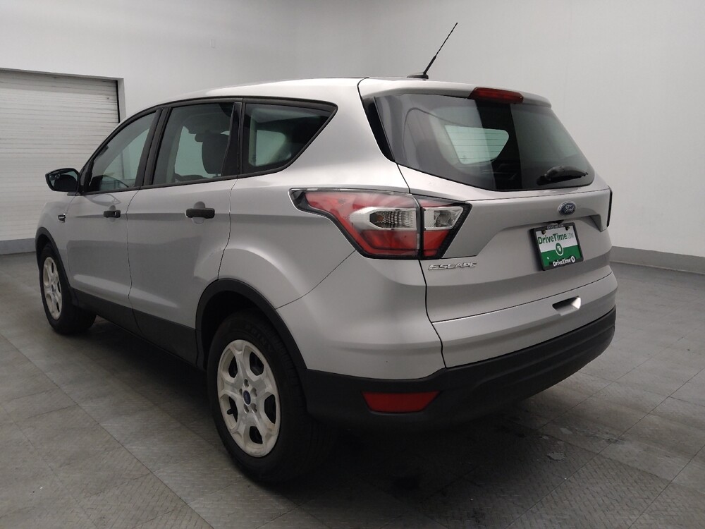 2017 Ford Escape in Union City, GA 30291 - 18122716 5