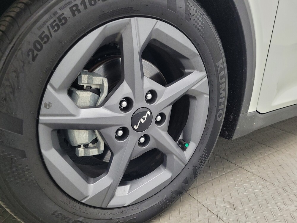 2025 Kia K4 in Jacksonville, FL 32210 - 18122723 31