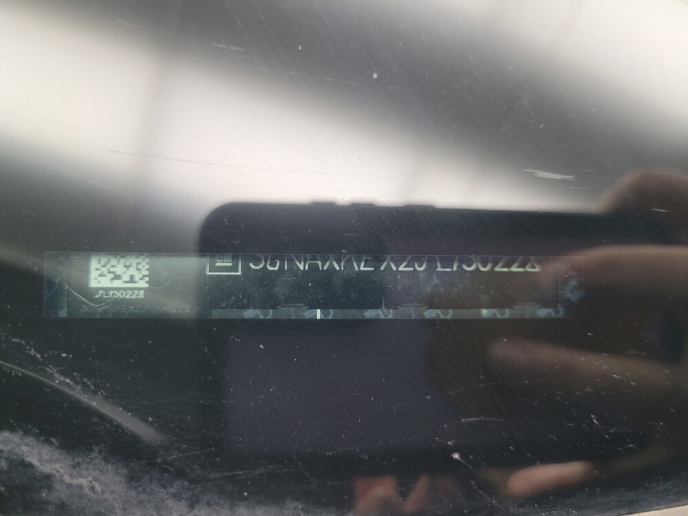 2018 Chevrolet Equinox in Indianapolis, IN 46219 - 18122727 33