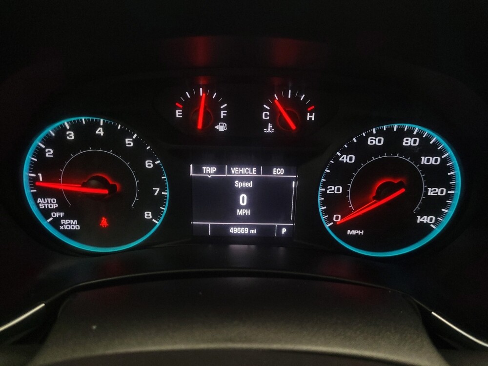 2018 Chevrolet Equinox in Indianapolis, IN 46219 - 18122727 23