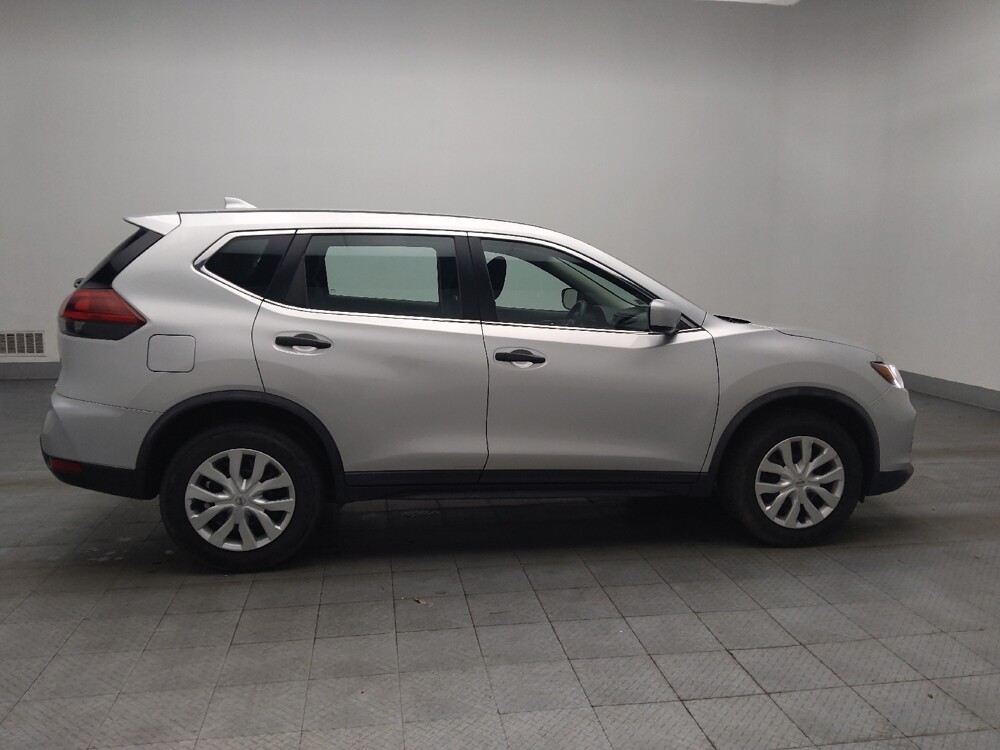 2018 Nissan Rogue in Stone Mountain, GA 30083 - 18122728 10
