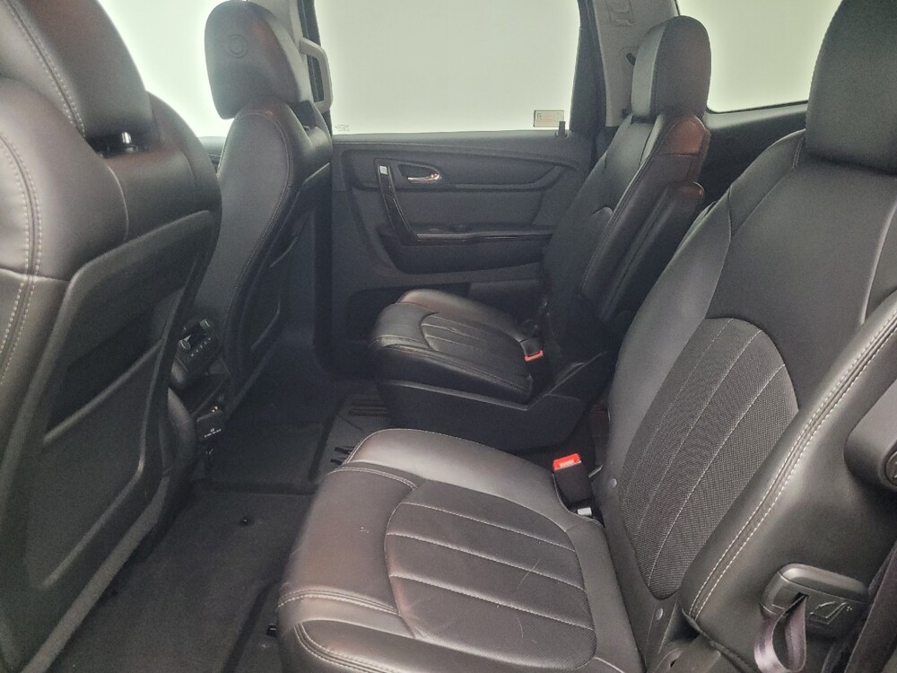 2015 Chevrolet Traverse in Indianapolis, IN 46219 - 18122729 18