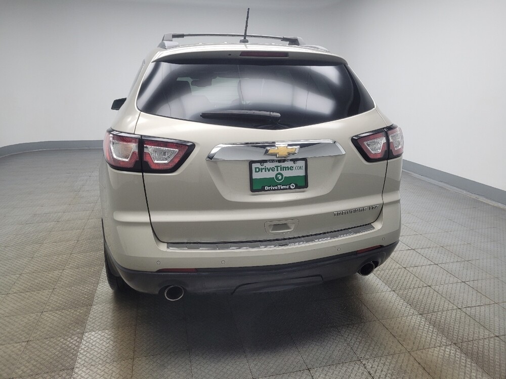 2015 Chevrolet Traverse in Indianapolis, IN 46219 - 18122729 6