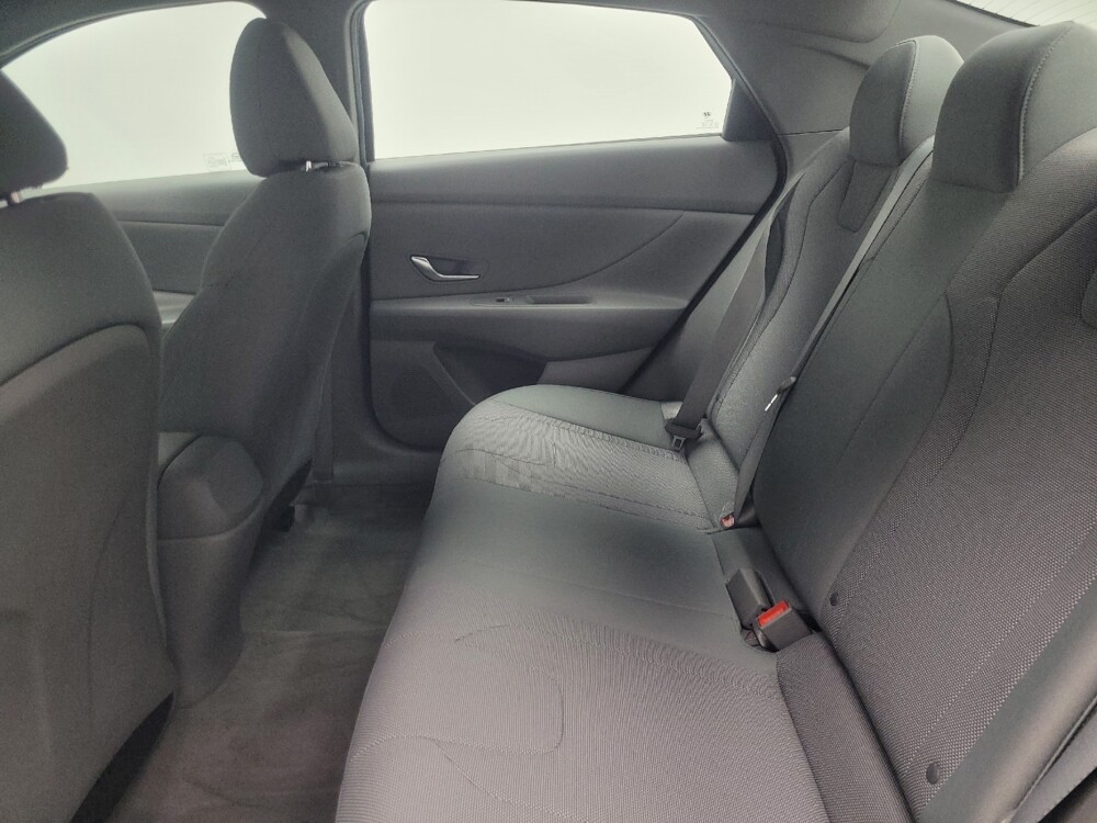 2021 Hyundai Elantra in Indianapolis, IN 46219 - 18122731 18