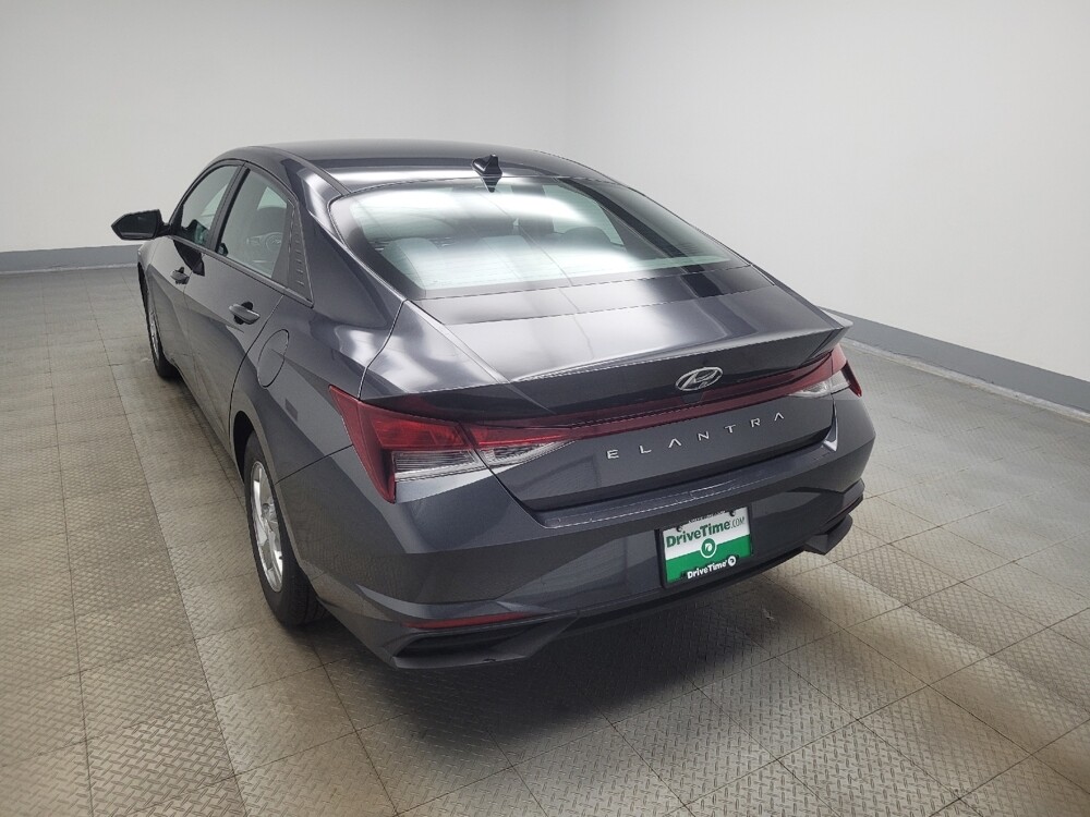 2021 Hyundai Elantra in Indianapolis, IN 46219 - 18122731 5