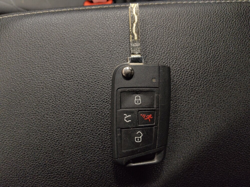 2025 Volkswagen Jetta in Union City, GA 30291 - 18122732 32