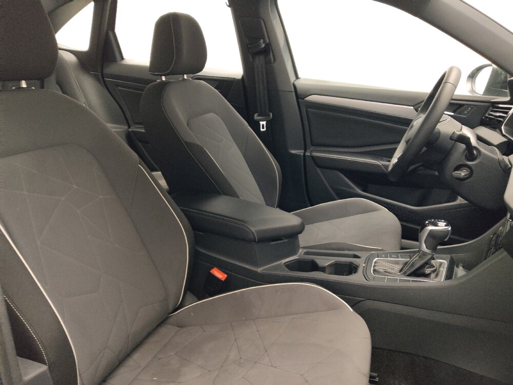 2025 Volkswagen Jetta in Union City, GA 30291 - 18122732 21