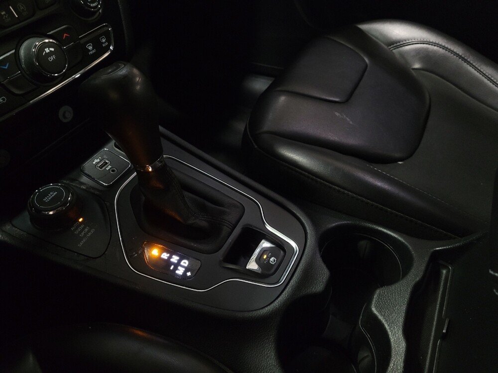 2019 Jeep Cherokee in New Castle, DE 19720 - 18122733 26