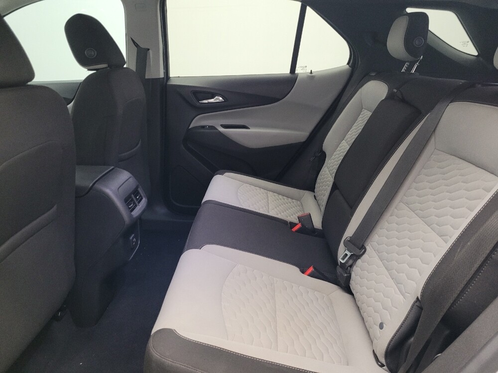 2020 Chevrolet Equinox in Savannah, GA 31419 - 18122735 18