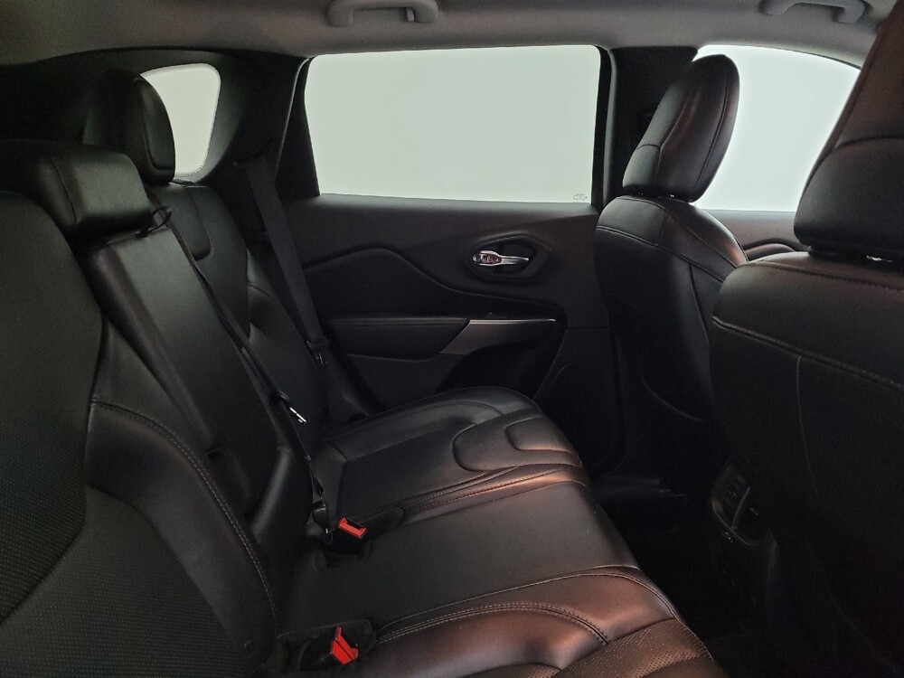 2019 Jeep Cherokee in Toledo, OH 43617 - 18122740 19