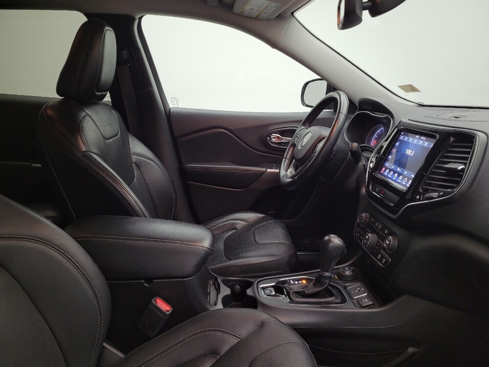 2019 Jeep Cherokee in Toledo, OH 43617 - 18122740 21