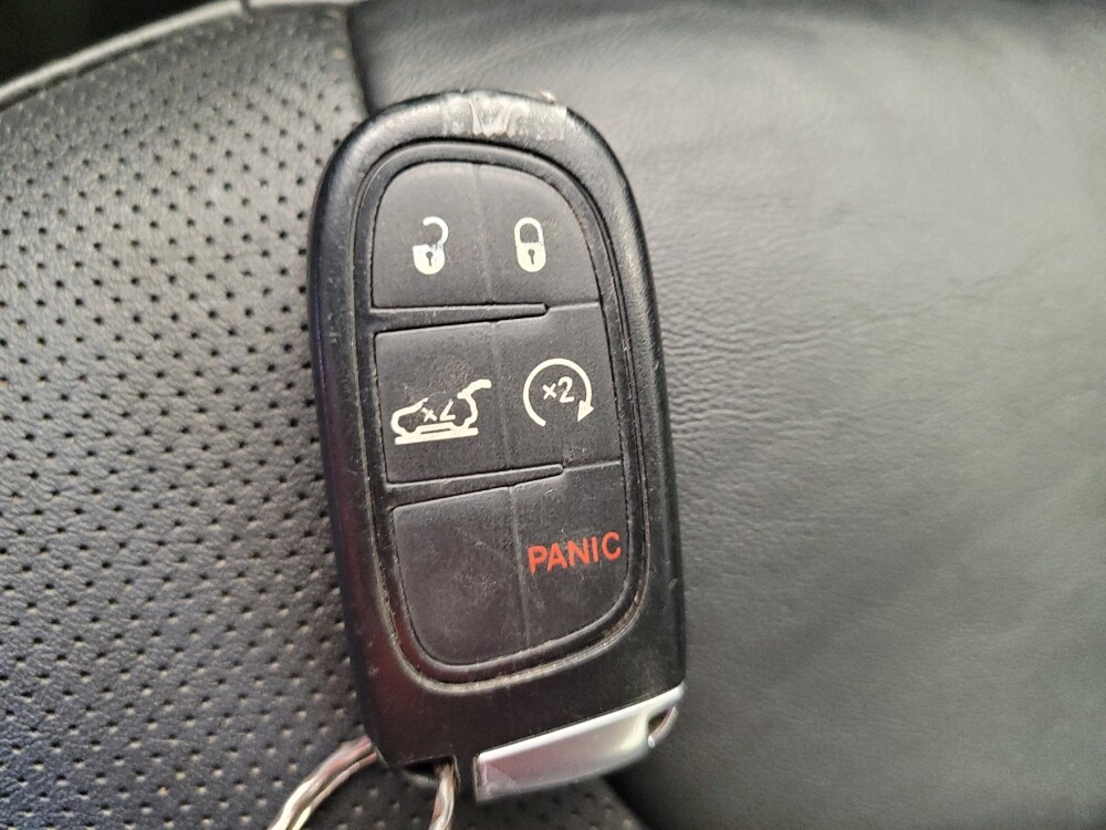 2019 Jeep Cherokee in Toledo, OH 43617 - 18122740 32