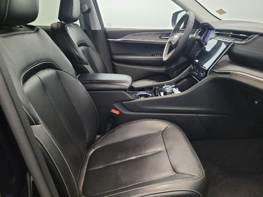 2023 Jeep Grand Cherokee in Allentown, PA 18103 - 18122743 21