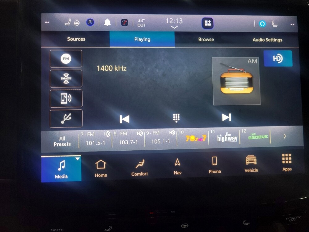 2023 Jeep Grand Cherokee in Allentown, PA 18103 - 18122743 25