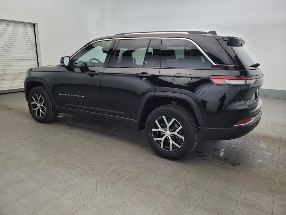 2023 Jeep Grand Cherokee in Allentown, PA 18103 - 18122743 3
