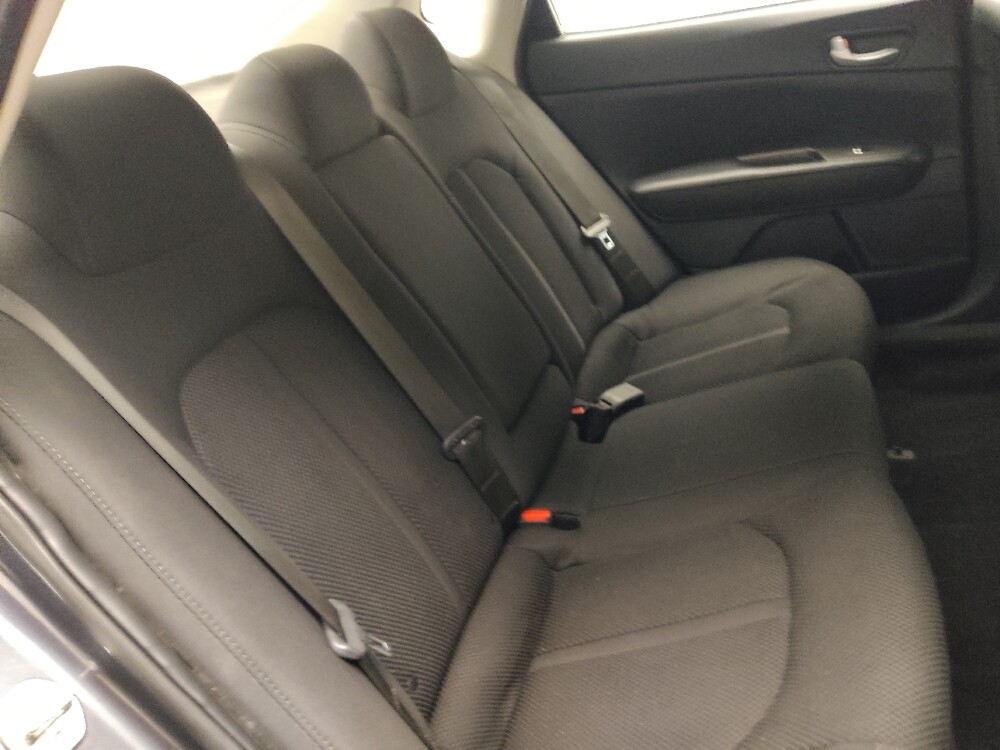 2019 Kia Optima in Knoxville, TN 37923 - 18122751 19