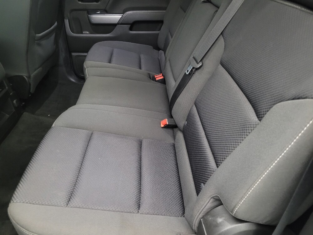 2018 Chevrolet Silverado 1500 in Fort Myers, FL 33907 - 18122754 18